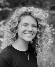 Julia null picture